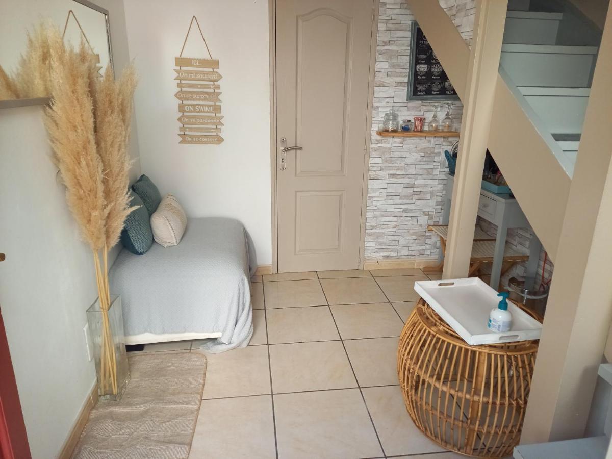 Studio Cosy A 10 Minutes De Nimes Bed & Breakfast Bouillargues Exterior photo